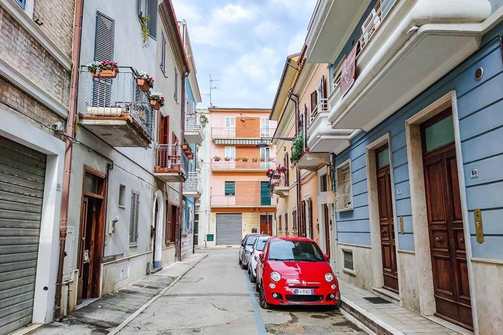 Moderno E Accogliente Bilocale Pascoli Daire San Benedetto del Tronto Dış mekan fotoğraf